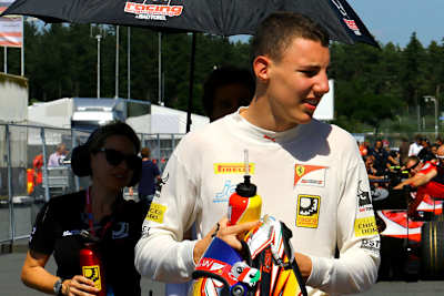 Raffaele Marciello wird auch 2015 Rennen fahren