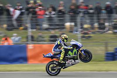 Valentino Rossi will die Fans heute in Le Mans begeistern: Er startet von Platz 7