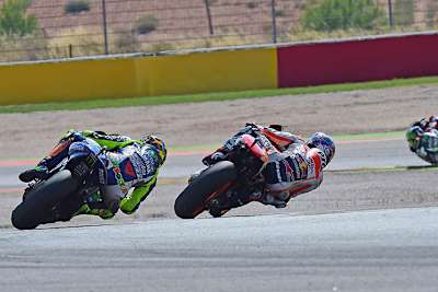 Dani Pedrosa setzte sich in Aragón gegen Valentino Rossi durch