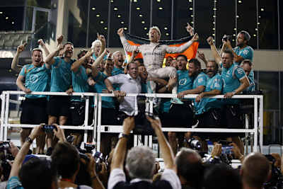 Nico Rosberg feiert seinen Titel