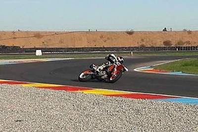 Filip Salac beim Supermoto-Training