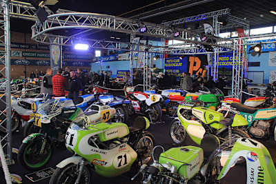 33 Motorräder aus den letzten Jahrzehnten werden ausgestellt