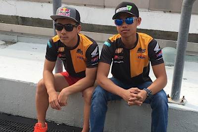 Ayumu Sasaki und Adam Norrodin