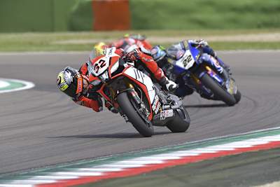 Lorenzo Savadori hatte am Ende des zweiten Rennens mit technischen Problemen zu kämpfen