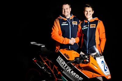 Denis Hertrampf (li.) mit Max Schmidt