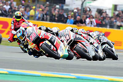 Le Mans: Marcel Schrötter vor Jonas Folger