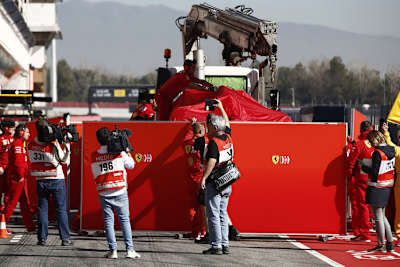 Zu viel des Guten: Die Teams dürfen ihre Renner bei den Wintertests nicht mehr verstecken 