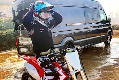 Marcel Schrötter auf der «Rocco‘s Ranch» nahe Barcelona