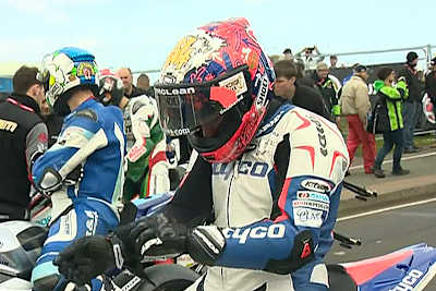 Alastair Seeley: Drei Pole-Positions in drei Klassen