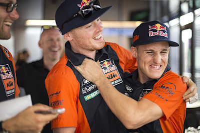 Das Tech3-Duo Bradley Smith und Pol Espargaró