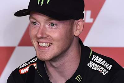 MotoGP-Pilot Bradley Smith drückt Danny Kent die Daumen