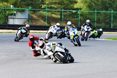 Speer Racing: Breites Angebot an Rennstreckentrainings auf den schönsten Pisten Europas