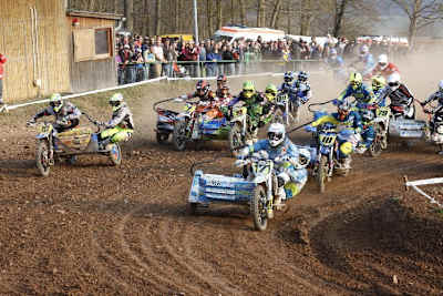 Start zum zweiten Lauf: #171 Varik, #19 Heinzer, #111 Kolencik, #99 Boukal, #7 Sieber, #79 Walter, #911 Peter