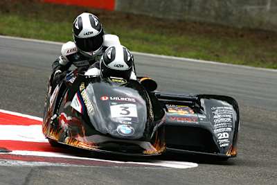 Steinhausen/Kölsch fahren zum Sieg