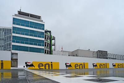 Sachenring-GP 2014 am Donnerstag: nasse Piste, Dauerregen