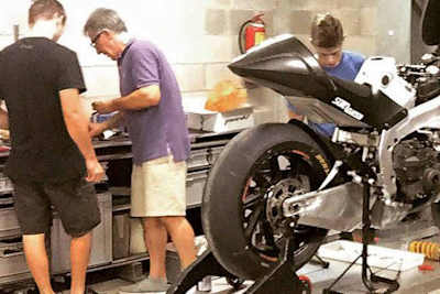 Suter-Test heute in Alcarràs: Links Reto Karrer und Didier Langouet mit der neuen Suter