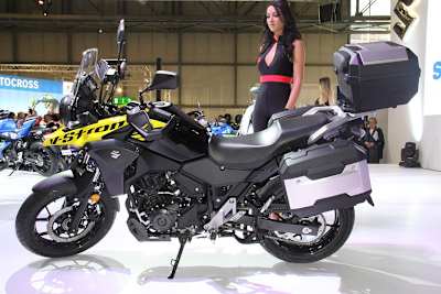 Die Suzuki V-Strom 250 wurde in Mailand mit allen erdenklichen Superlativen präsentiert: In der Realität ist sie ein Traum – ein erreichbarer Traum – für junge Männer in Schwellenländern