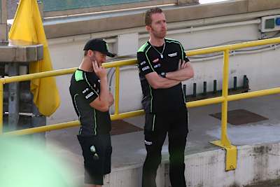 Tom Sykes (li.) und Marcel Duinker hatten Kriesensitzung