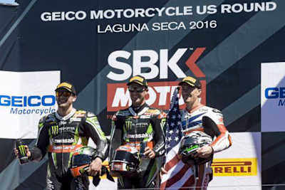 Podium Lauf 1: Tom Sykes, Jonathan Rea und Nicky Hayden (v.l.)