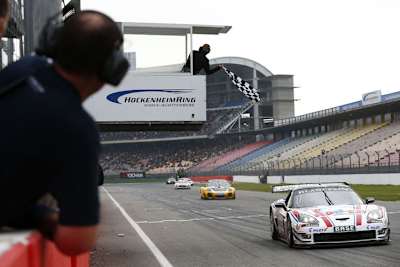 Perfektes Wochenende für Corvette beim Finale