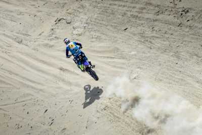 Adrien Van Beveren ließ seine Yamaha WR450F noch nicht komplett von der Leine