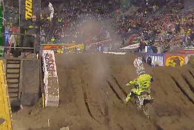 Eli Tomac siegt im Schlamm von Seattle