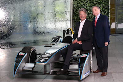 Hermann Tomczyk (li.) mit FIA-Präsident Jean Todt 