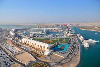 Die einmalige Rennanlage Yas Marina Circuit