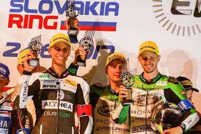 Ganz oben auf dem Podest: Puffe, Bühn, Kerschbaumer (v.li.)