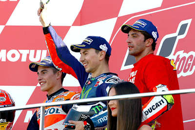 Valencia 2016: Márquez (Honda), Lorenzo (Yamaha) und Iannone (Ducati) auf dem Podest