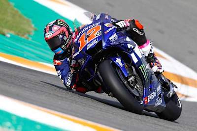 Maverick Viñales gab am ersten Testtag in Spanien den Ton an