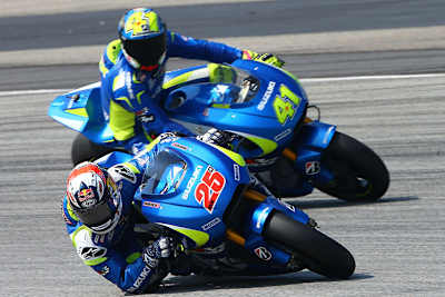 Maverick Viñales wird 2016 seinen Teamkollegen Aleix Espargaró erneut herausfordern