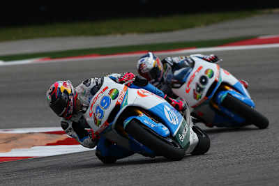 Luis Salom auf der Kalex des Pons-Teams vor Maverick Viñales