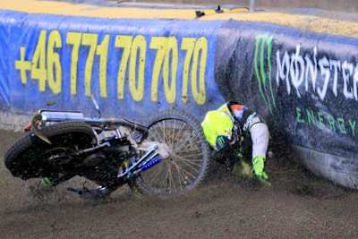 Darcy Ward stürzte in Auckland gleich drei Mal