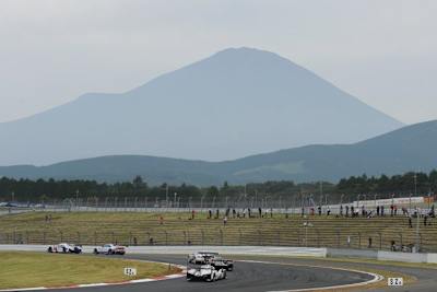 Motorsport im Schatten des höchsten Berges Japans, dem Mount Fuji
