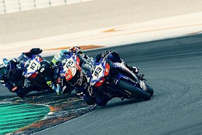 Tom Berçot führt den «Yamaha R3 bLU cRU Cup Switzerland» an