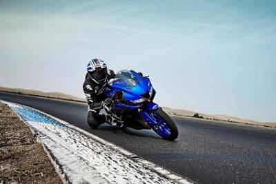 Yamaha YZF-R 125: Auch wer eine 125er fährt, braucht auf Supersport nicht zu verzichten