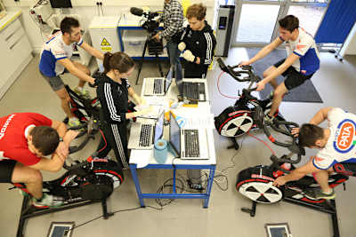 Die Pata-Honda-Piloten beim Konditionstest