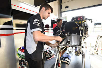 Die Box von Zarco bei Ajo: 17 Rennen, 16 Mal auf dem Podest