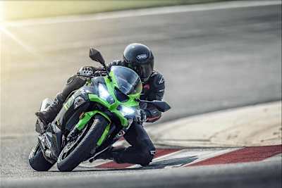 Kawasaki ZX-6R: Mit 636 ccm Hubraum passt die Mittelklasse-Ninja in keine Rennklasse