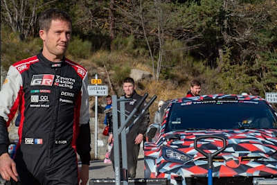 Sébastien Ogier beim Test im Toyota Yaris Rally1