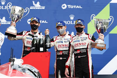 Sieger der 6h Spa: (v. li.) José María López, Kamui Kobayashi und Mike Conway