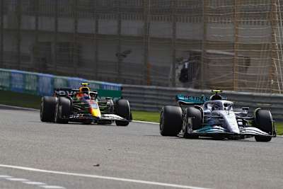 Mercedes-Benz gegen Red Bull Racing