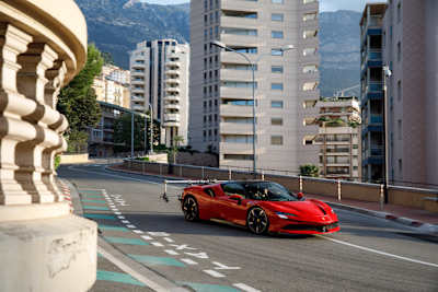 Charles Leclerc hatte die Strecke für sich – die Strassen wurden für den Dreh gesperrt  