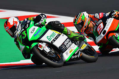 Da liegt Max Kofler noch vor Davide Pizzoli