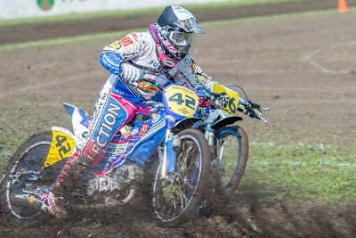 Stephan Katt (42) liebt die Kämpfe auf Gras und Sand