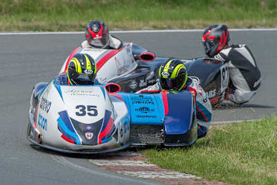 Josef Sattler/Luca Schmidt (ARS Yamaha 600) sind die Favoriten in Schleiz.