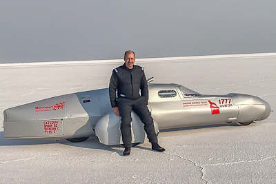 Ralph Bohnhorst mit seinem Sidecar-Streamliner in Bonneville