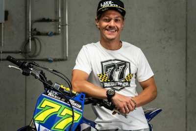 Dominique Aegerter hat ab sofort einen präzisen Zeitmesser dabei