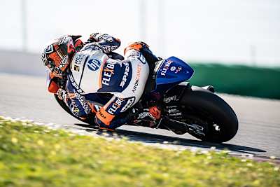 Die Form stimmt bei Aron Canet